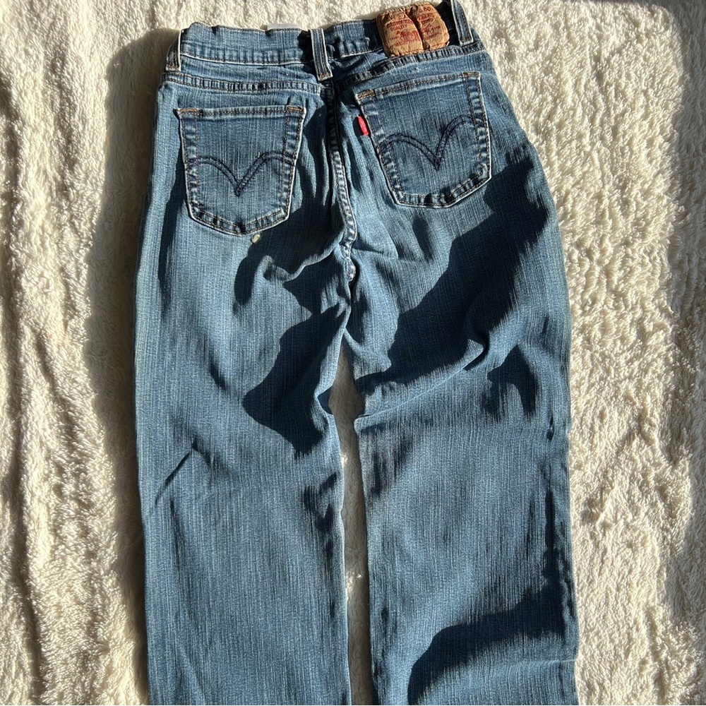Vintage Levi’s “perfectly slimming” jeans